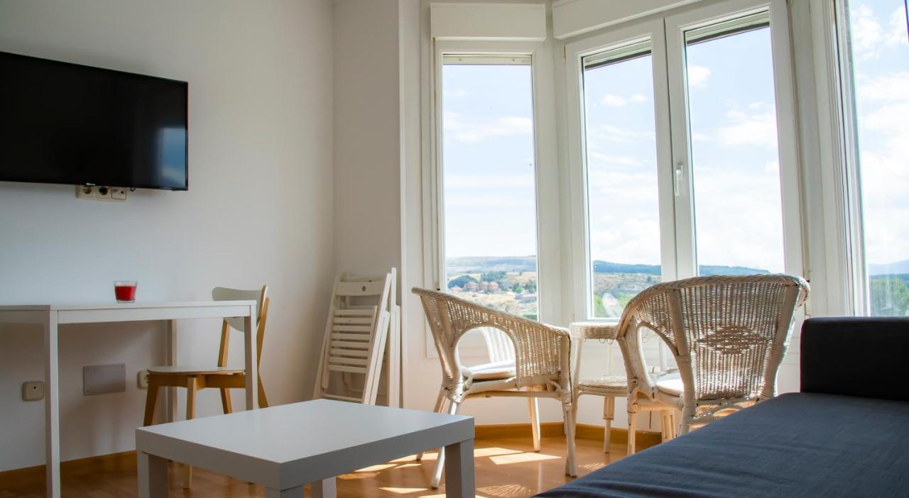 Villa De Gredos نافاريدوندا دي غريدوس المظهر الخارجي الصورة