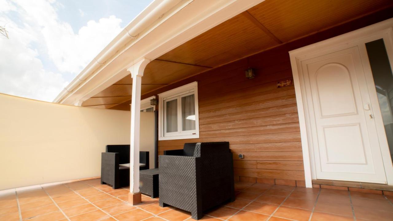 Villa De Gredos نافاريدوندا دي غريدوس المظهر الخارجي الصورة