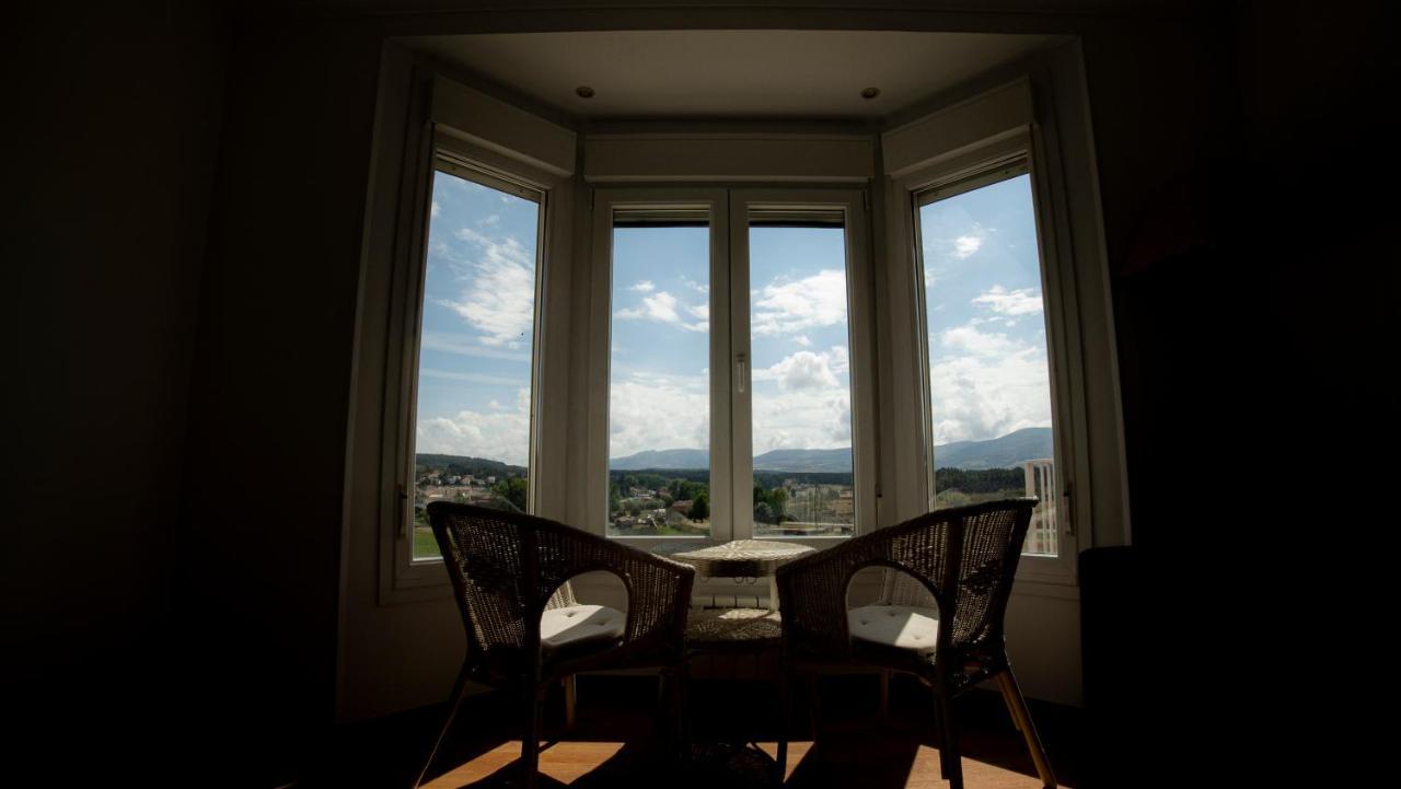 Villa De Gredos نافاريدوندا دي غريدوس المظهر الخارجي الصورة