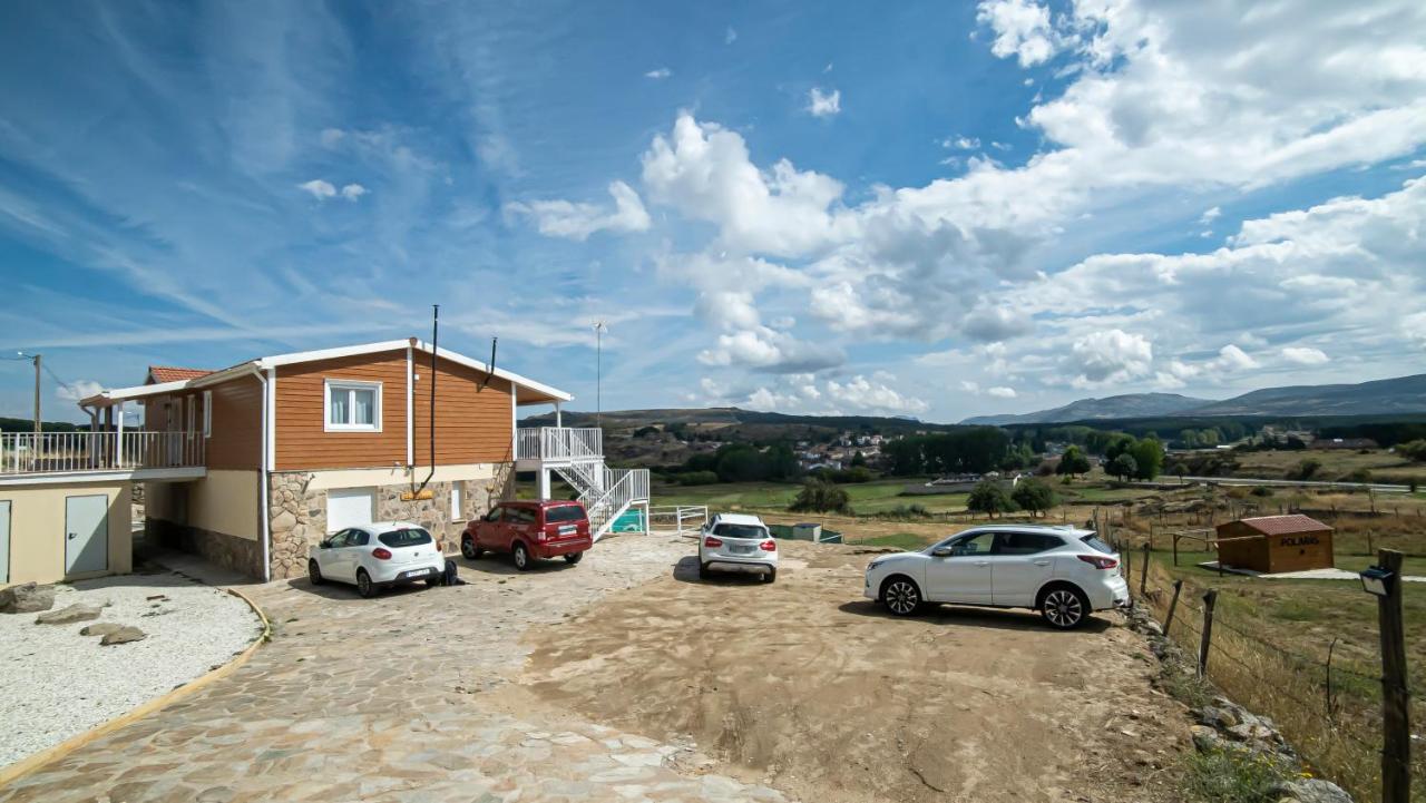 Villa De Gredos نافاريدوندا دي غريدوس المظهر الخارجي الصورة